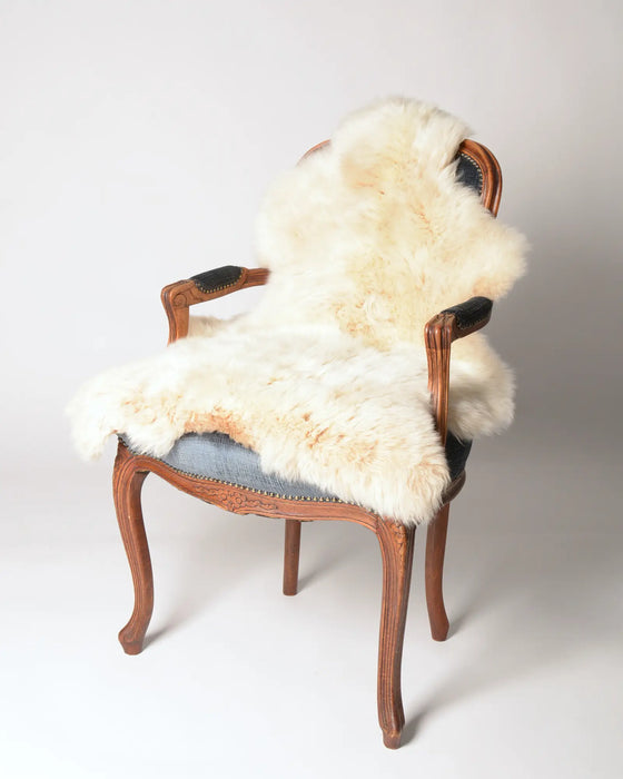 Cream Blonde NZ Sheepskin Rug #022