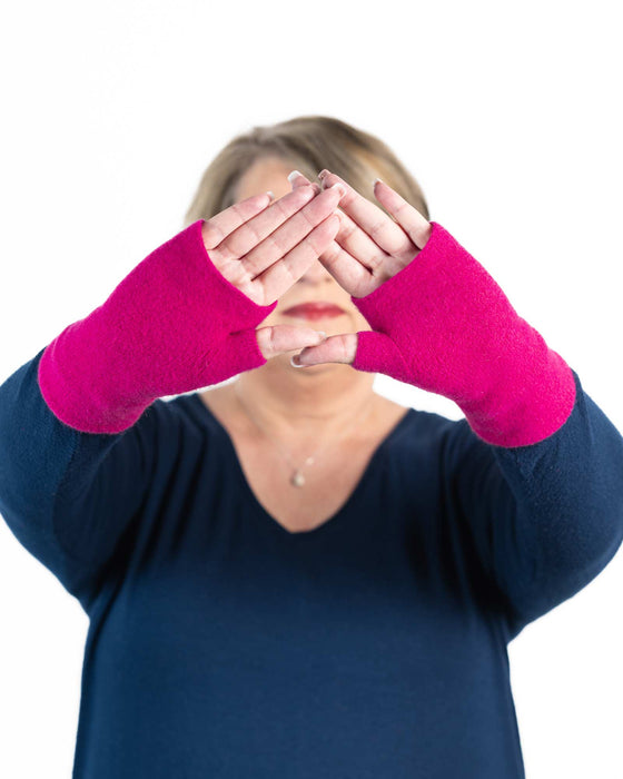 NX553 Possum merino hand warmers for women peony pink